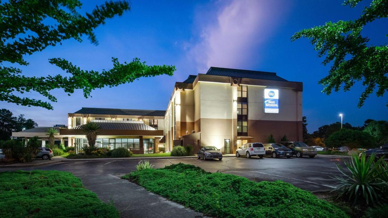 Best Western Historic Area Вильямсбург Экстерьер фото